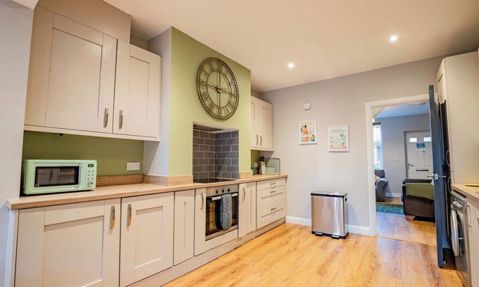 Lower Wick House | Host & Stay | Gillam House