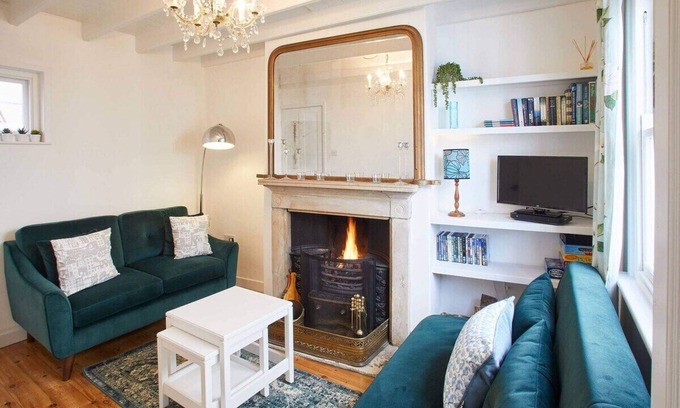 Staithes House | Host & Stay | Gun Gutter House