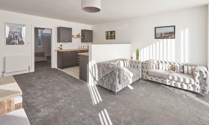 Saltburn-by-the-Sea Apartment | Host & Stay - Pete's Retreat