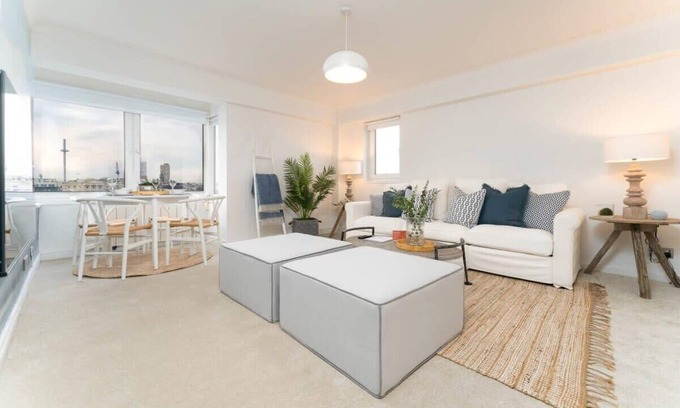 Kemptown Apartment | Host & Stay | Sea View Marine Parade