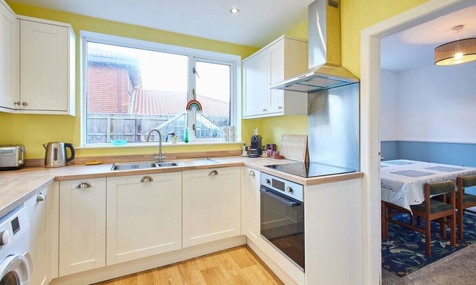 Marske-by-the-Sea House | Host & Stay | St Mark's Close