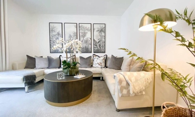 Kemptown House | Host & Stay | The Charles Street House