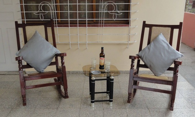 Holguin House | Hostal Bella Lago