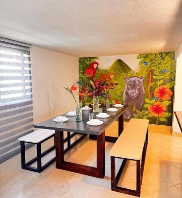 Soacha House | Hostal Galería de la Montaña, Medellin
