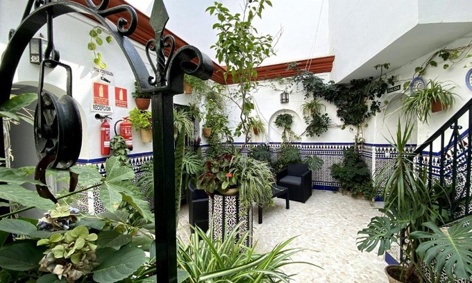 Lebrija House | Hostal Mellizo