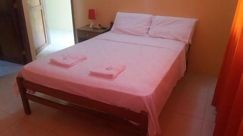 Salinas House | Hostal Montecarlos