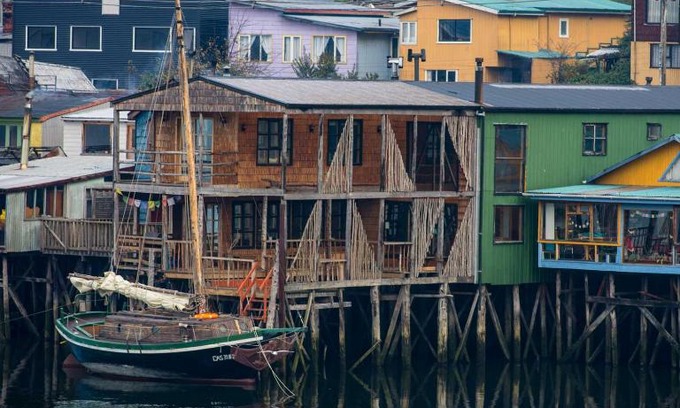 Castro House | Hostal Palafito Waiwen