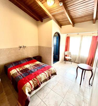 Quito House | Hostal Puerto Aéreo # 2