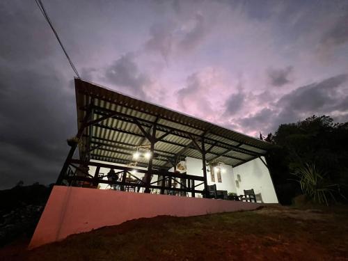 Yumbo House | Hostal Restaurante Checha Dapa