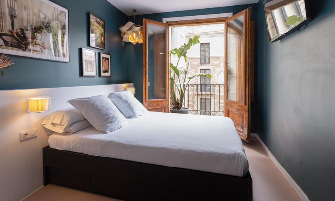 Gothic Quarter House | Hostal Sol y K
