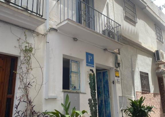 Marbella City Centre House | Hostal The Monkey Room