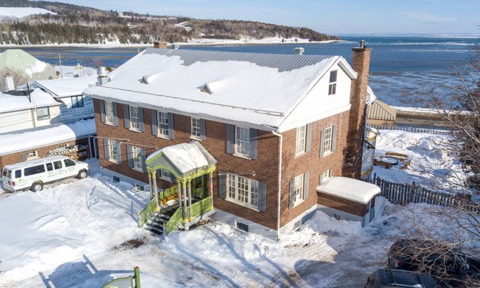 La Malbaie Hostel | Hostel ∙ 8 guests