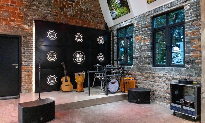 Yuzhong Hostel | Hostel ∙ 8 guests