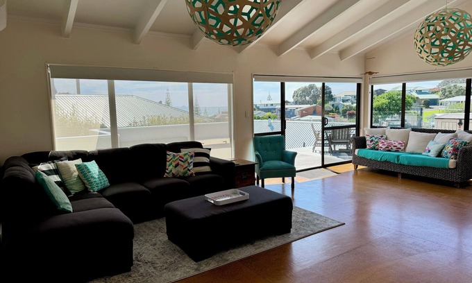 Onemana House | Hosts on the Coast Island Views