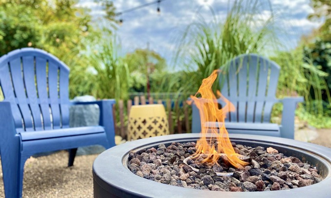 Lebanon House | Hot Tub & Firepit Unique Retreat 25 Mins To Hershey