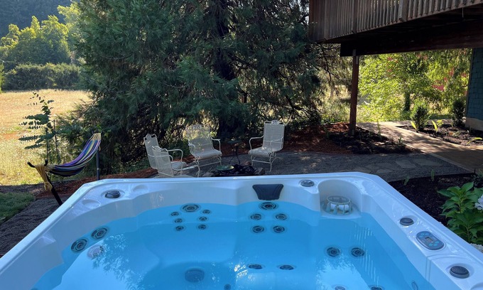 Corvallis House | Hot tub / Forest / MTB / No-Step-Entry / Addt'l living space - Corvallis escape