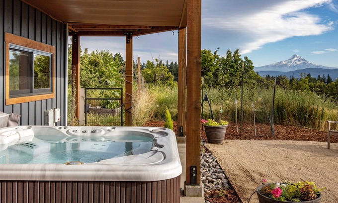 Husum House | Hot Tub, Perched Above & Overlooking Columbia & White Salmon Rivers