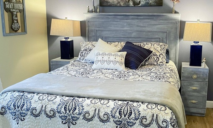 Valley Springs Bed & Breakfast | Hot Tub, Pool AND Breakfast who could ask for more