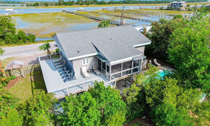 Isle of Palms House | Hot tub, Private Pool, Pet Friendly, Sunset Views! - 600 Palm