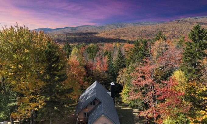 West Dover Ski Chalet | Hot Tub, Theater & Game Rooms, Fire Pit, 1 mile to Mount Snow, nearby Moover bus