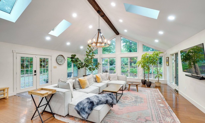 Falling Waters House | Hot Tub & Theater Room: Getaway in Falling Waters