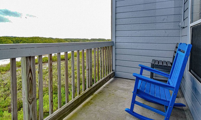 Cedar Key Condo | Hot Tubs, Swimming Pool, Nature View, Private Beaches