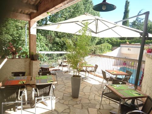 La Caravane Hotel | HOTEL 3 étoiles NN "LOU CIGALOUN"