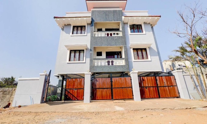 Kanathur Hotel | Hotel ∙ 3 guests