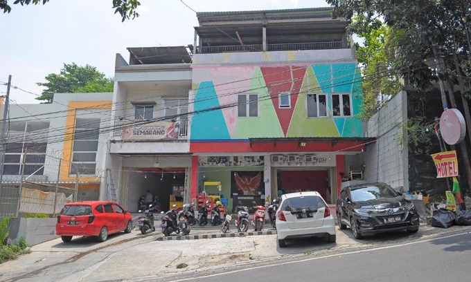 West Semarang Hotel | Hotel Abdulrahman Saleh Semarang RedPartner