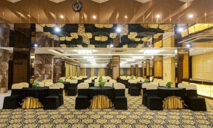 Raipur Hotel | Hotel Aditya