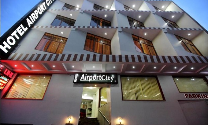 Mahipalpur Hotel | Hotel Airport city palace