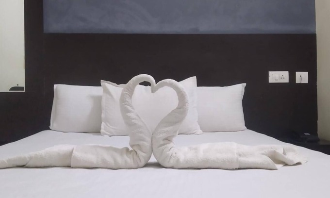 Dindigul Hotel | Hotel AKMG
