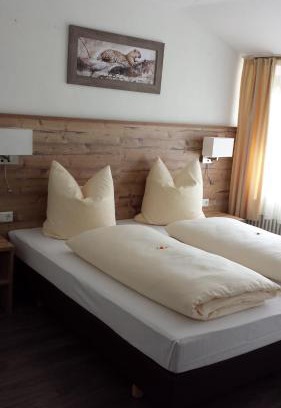 Lustnau Hotel | Hotel Alte Krone