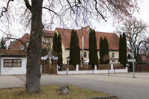Friedberg Bed & Breakfast | Hotel am Friedberger See
