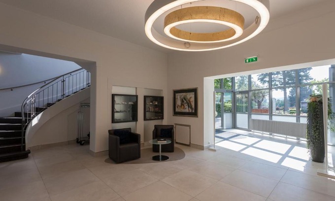 Lebenstedt Hotel | Hotel am See