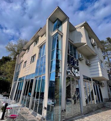 Podgorica Hotel | Hotel Ambasador