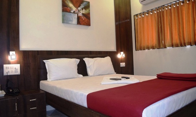 Cuffe Parade Hotel | Hotel Amber