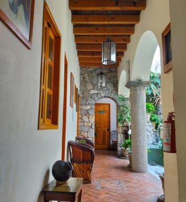 Zona Centro Hotel | Hotel Antigua Casa de Piedra