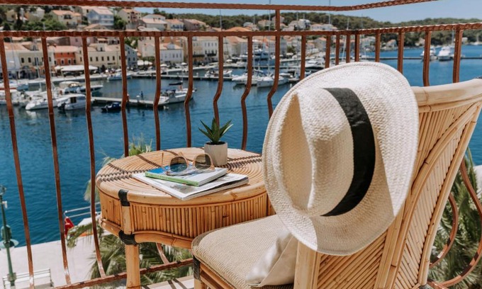 Cove Murtar Hotel | Hotel Apoksiomen