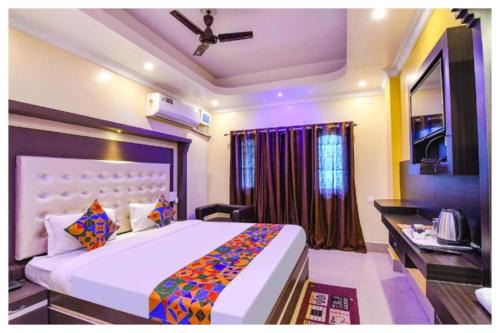 Puri Hotel | HOTEL ASHISH PREMIUM PALACE Near Sea Beach And Temple - Fully Air Conditioned Room-Hygiene And Spacious Room - Free Wi-Fi and Parking - A Top Rated Hotel