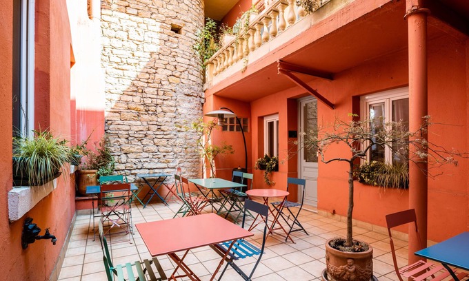 Brotteaux Hotel | Hotel Au Patio Morand