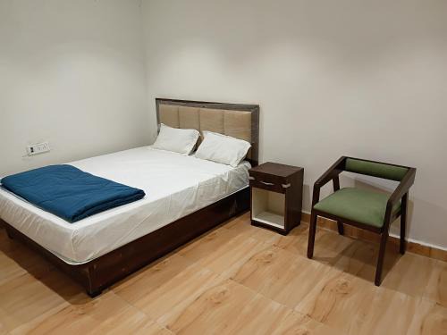 Nagpur Hotel | HOTEL AURA INN NAGPUR railway station STATION