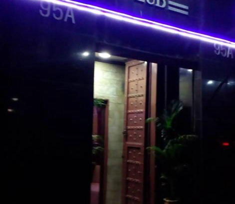 Kolkata Hotel | Hotel Avenue Club