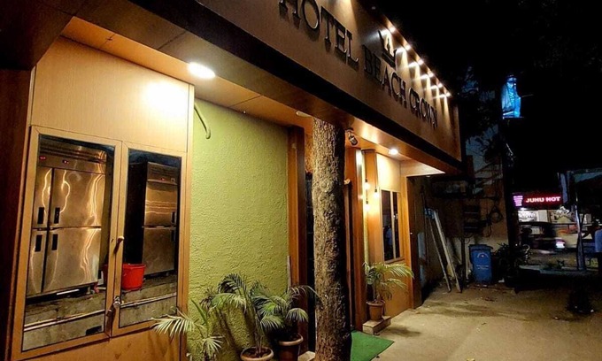 Juhu Hotel | hotel beach crown juhu