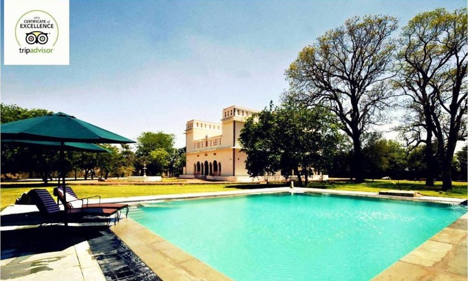 Bijaynagar Resort | Hotel Bijay Niwas Palace