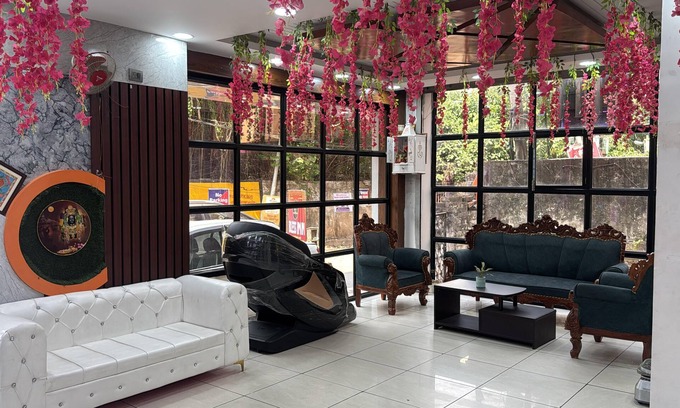 Patna Hotel | Hotel Bless Inn