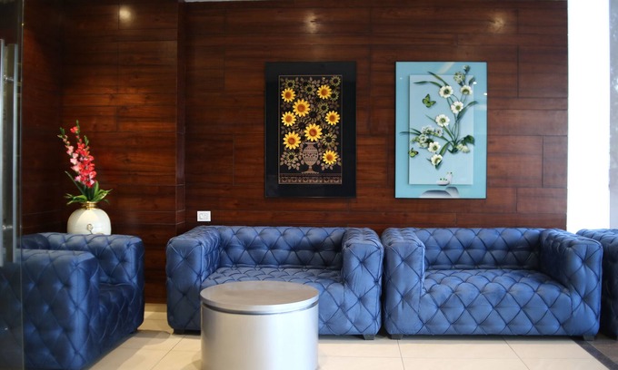 Dera Bassi Hotel | Hotel Blue Sapphire