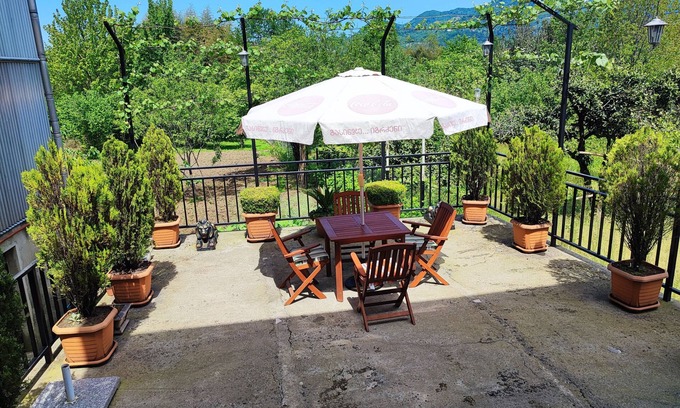 Chakvi House | Hotel Botanica