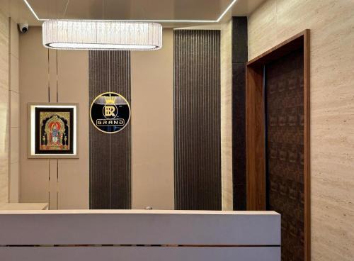 Gandhipuram Hotel | Hotel BR Grand