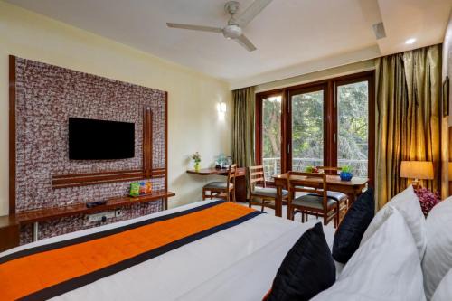 Sector 29 Hotel | Hotel Bstays Iffco Metro, Near Fortis Hospital -Gurugram